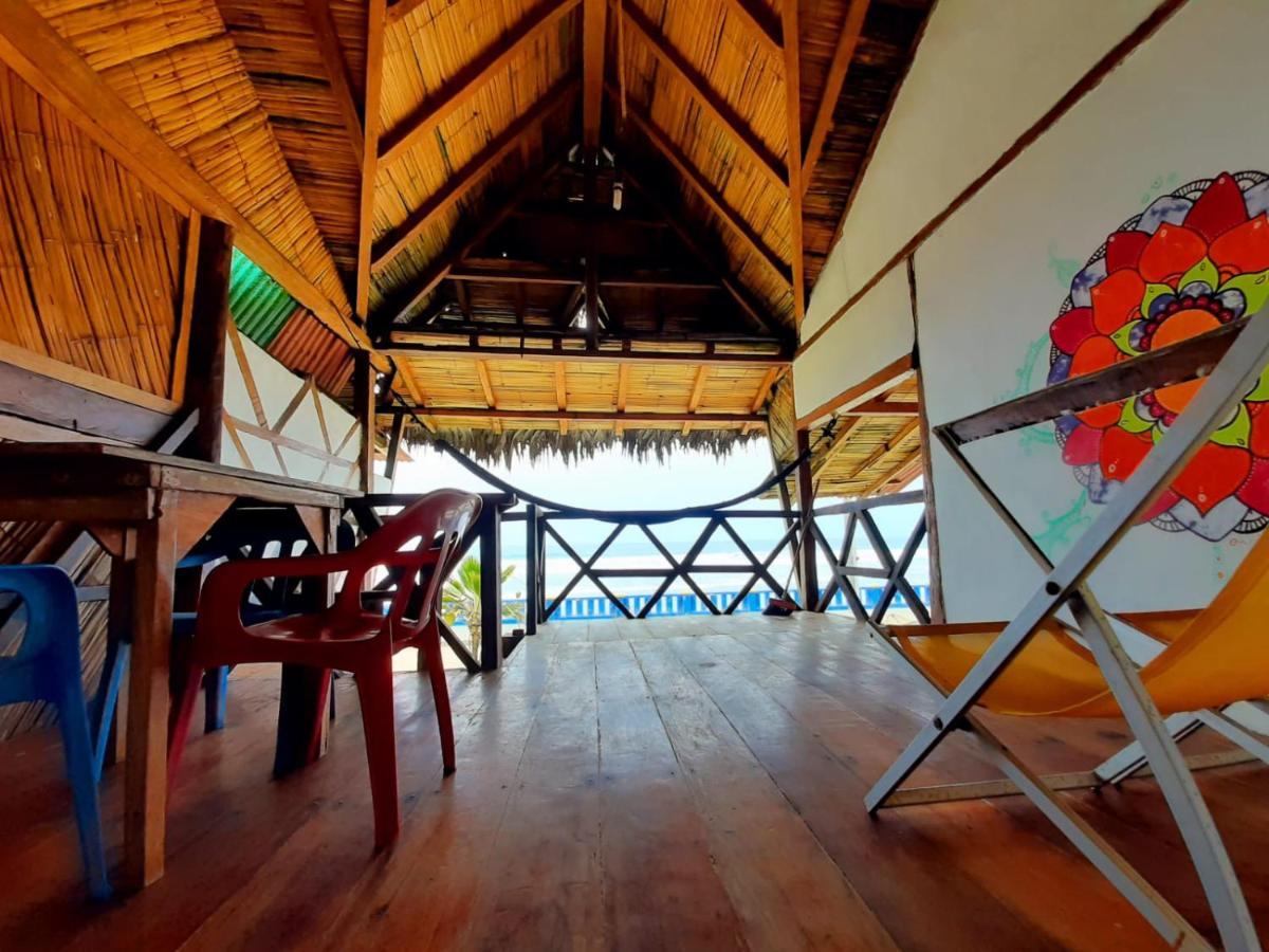 Hostal Mirada Al Mar Las Tunas エクステリア 写真