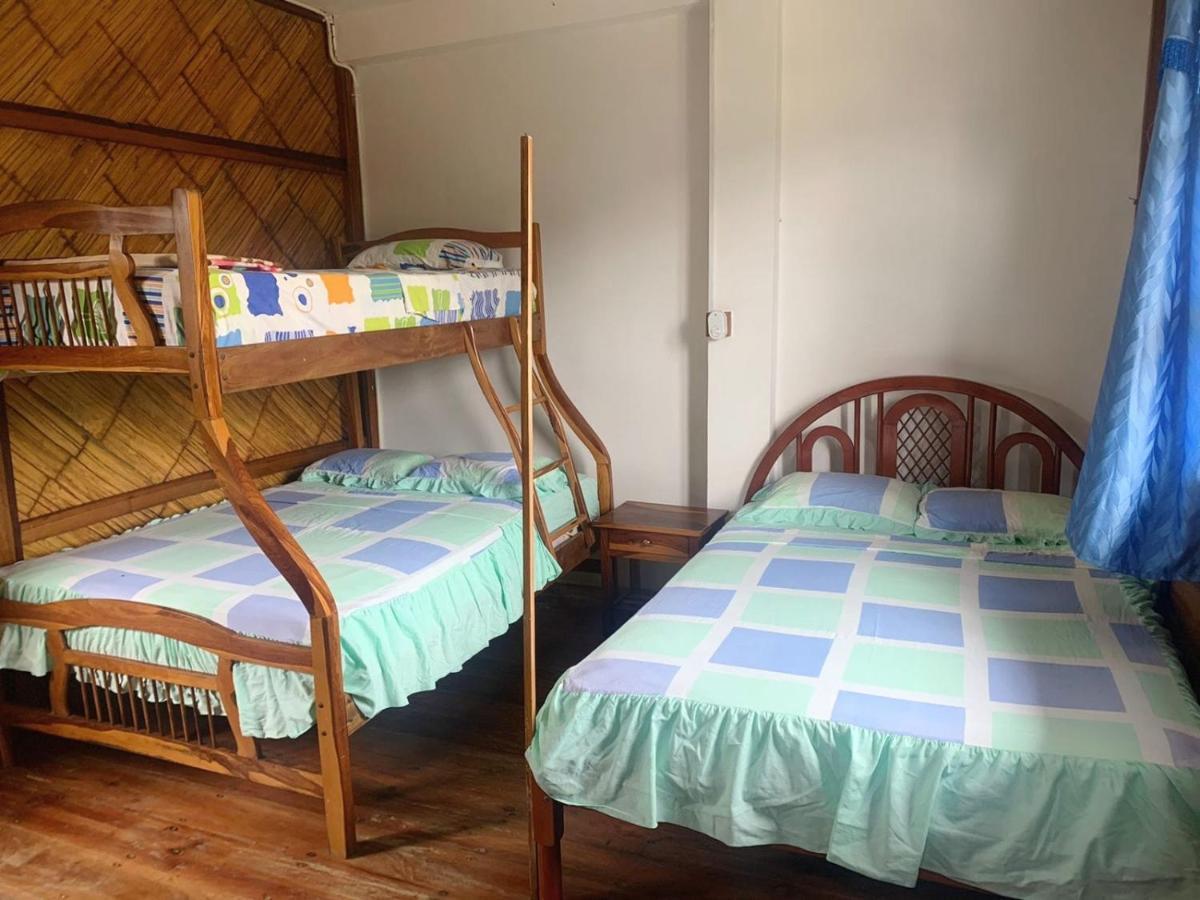 Hostal Mirada Al Mar Las Tunas エクステリア 写真